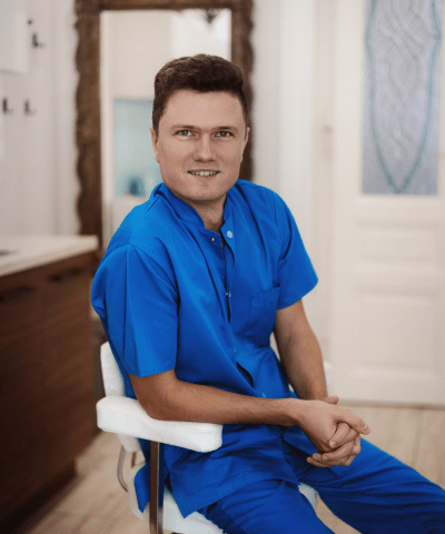 Dr. Füle Ádám